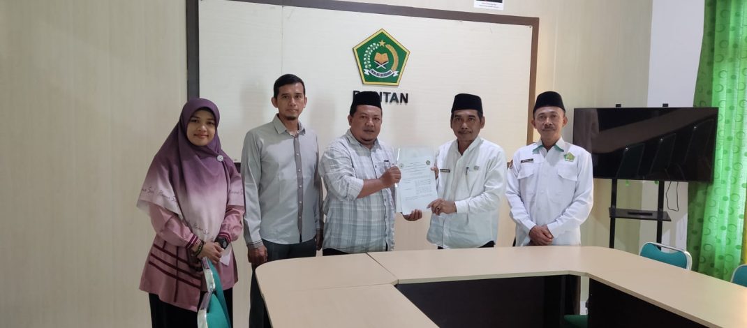 STAI Al-Fattah Pacitan Teken MoU dengan Kantor Kemenag Kabupaten Pacitan