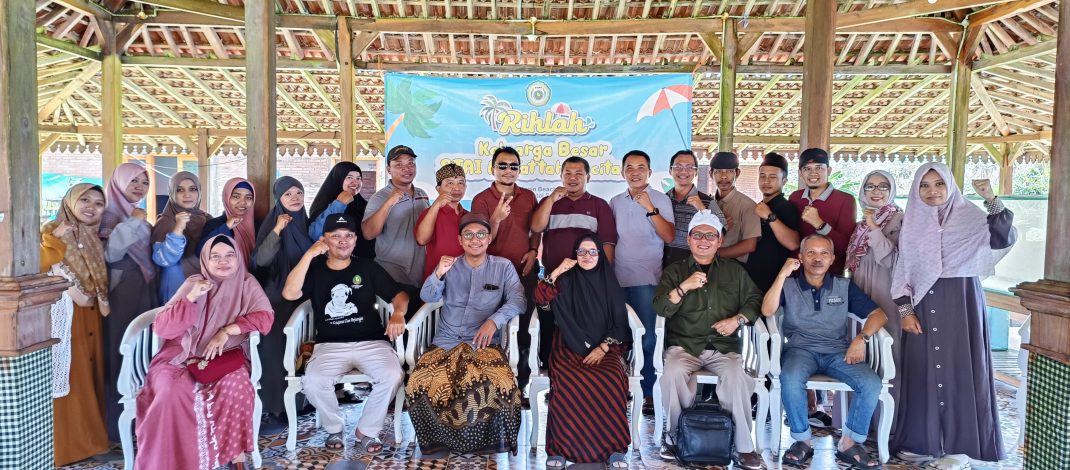 Rihlah Keluarga Besar STAI Al-Fattah Pacitan, Momentum Penguatan Silaturahmi dan Komitmen Lembaga
